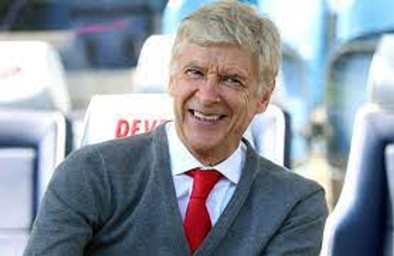 أرسين فينجر تشيلسي الإنجليزي بطل كأس العالم للأندية