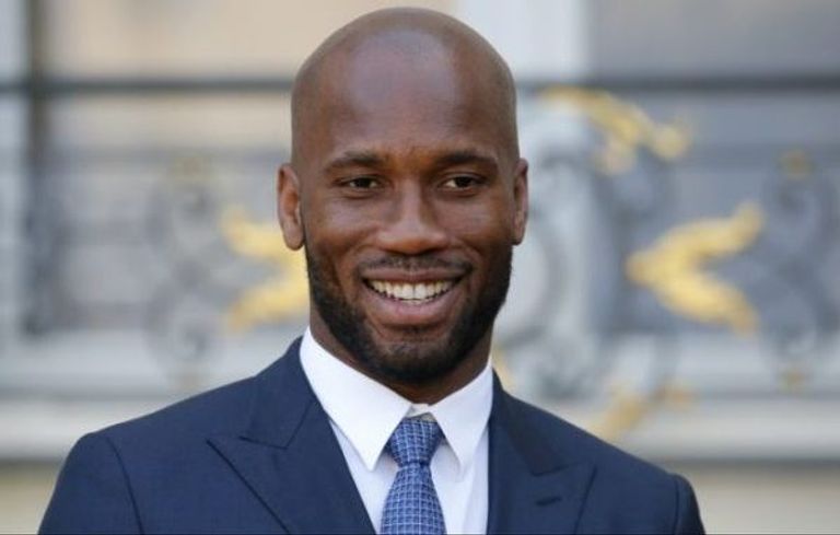 ديدييه دروجبا تشيلسي الإنجليزي بطل كأس العالم للأندية