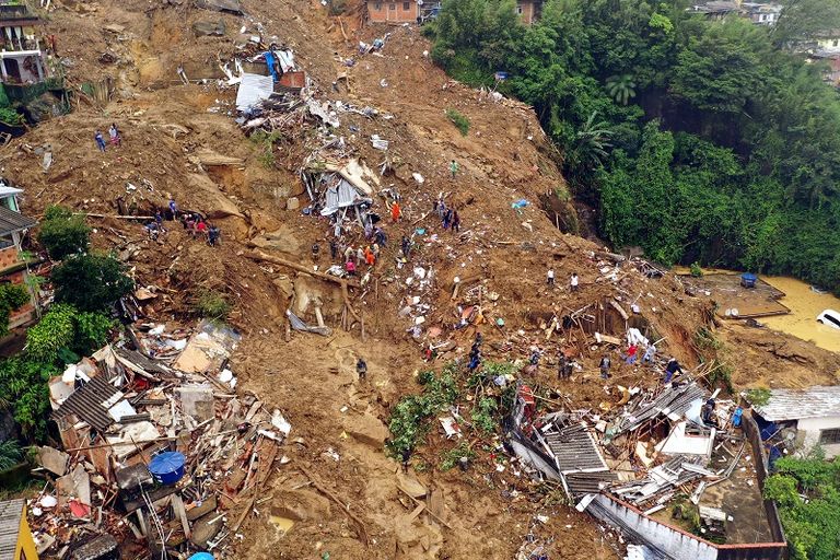 السيول غمرت الشوارع