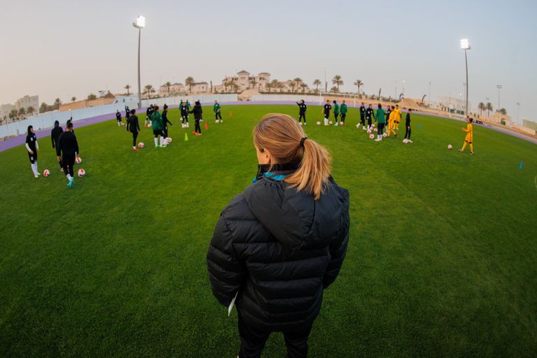 أول ظهور للمنتخب السعودي للسيدات
