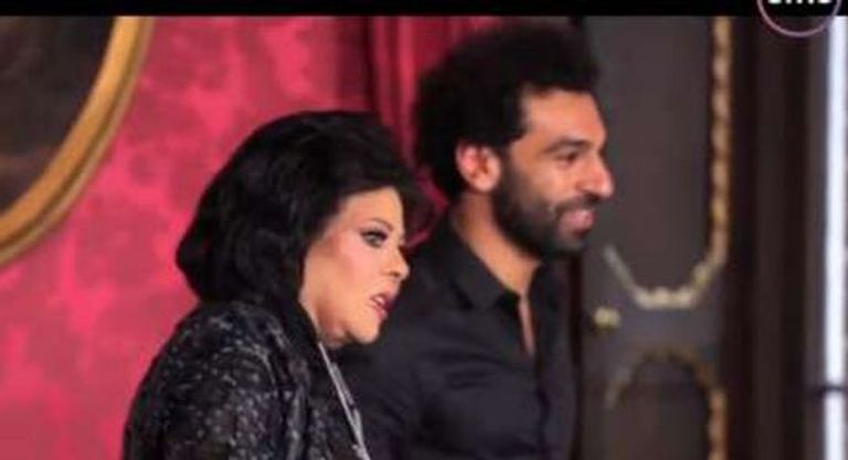 محمد صلاح مع إسعاد يونس