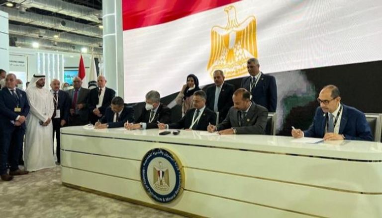 جانب من توقيع الاتفاقية بين "جابكو" و 3 شركات مصرية