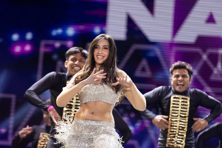 عرض راقص لنجمة بوليوود نورة فتحي في إكسبو دبي