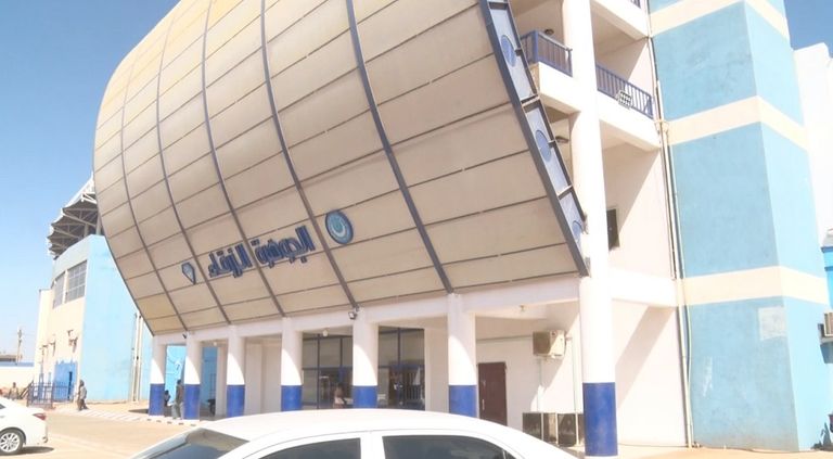 ملعب الجوهرة الزرقاء الذي يستضيف مباراة الهلال السوداني والأهلي المصري