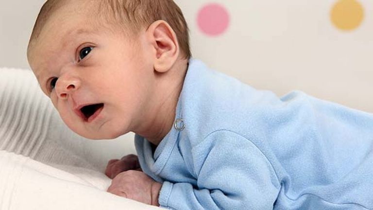 أعراض طفرات النمو عند الرضع لا يوجد وقت محدد لطفرات النمو عند الرضع