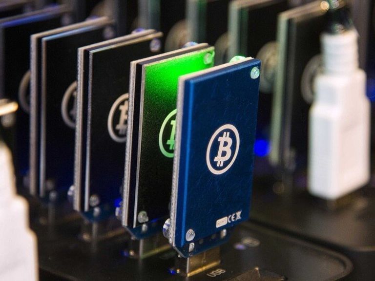 تعدين البيتكوين - أرشيفية بيتكوين - أرشيفية