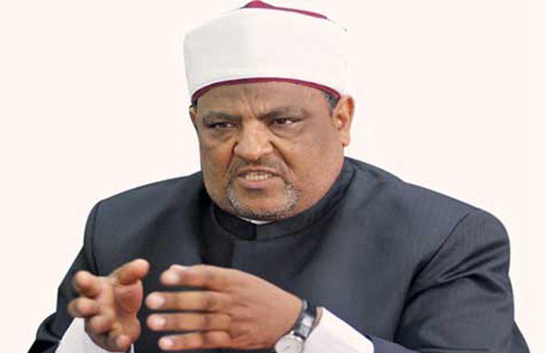 الممثل المصري مصطفى درويش