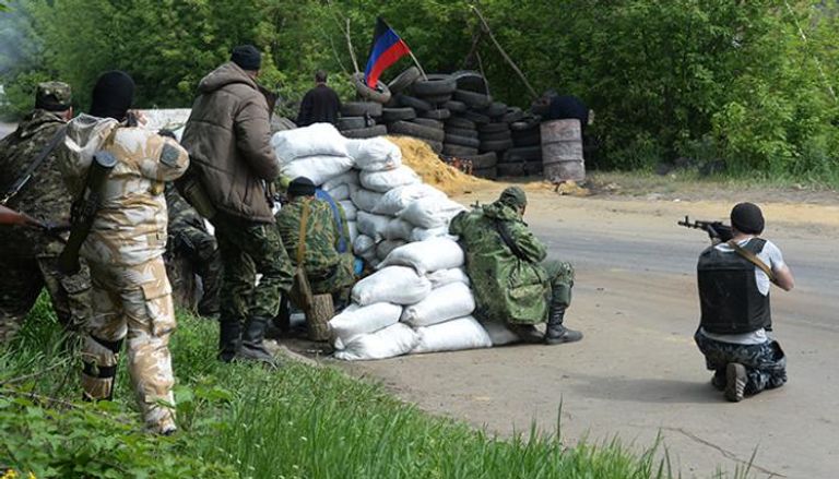 مجموعة من المسلحين الانفصاليين في دونيتسك