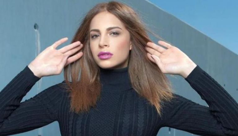 المغنية المصرية آمال ماهر