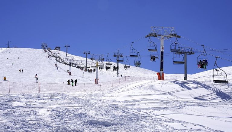 انهيار الليرة يجعل ممارسة التزلج للأثرياء فقط في لبنان انهيار الليرة يجعل ممارسة التزلج للأثرياء فقط في لبنان