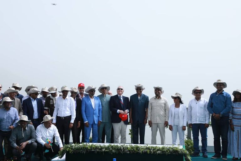 آبي أحمد يدشن عملية توليد الكهرباء 