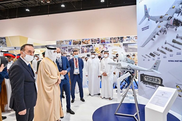 منصور بن زايد يفتتح معرضي "يومكس" و"سيمتكس" منصور بن زايد يفتتح معرضي
