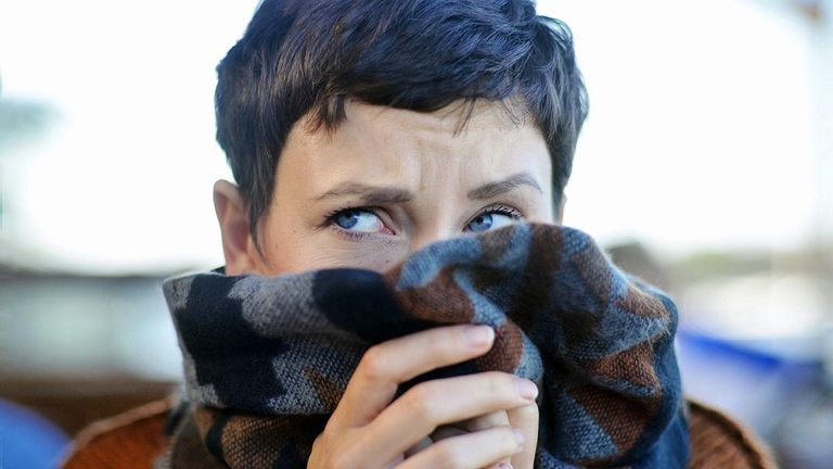 فتاة تعاني من مرض الربو