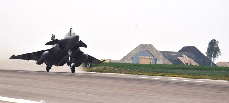 جانب من التدريبات