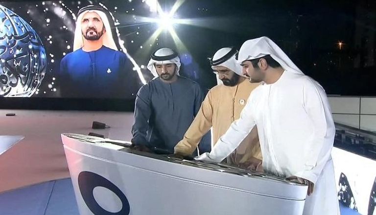 الشيخ محمد بن راشد آل مكتوم خلال افتتاح متحف المستقبل