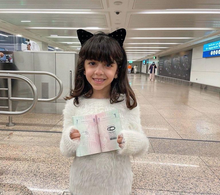 احتفالًا بتدشين الأيقونة الحضارية.. مطارات دبي ترحب بالمسافرين بـ"ختم متحف المستقبل" احتفالًا بالحدث العالمي..