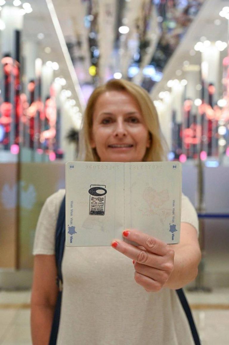 احتفالًا بتدشين الأيقونة الحضارية.. مطارات دبي ترحب بالمسافرين بـ"ختم متحف المستقبل" احتفالًا بالحدث العالمي..