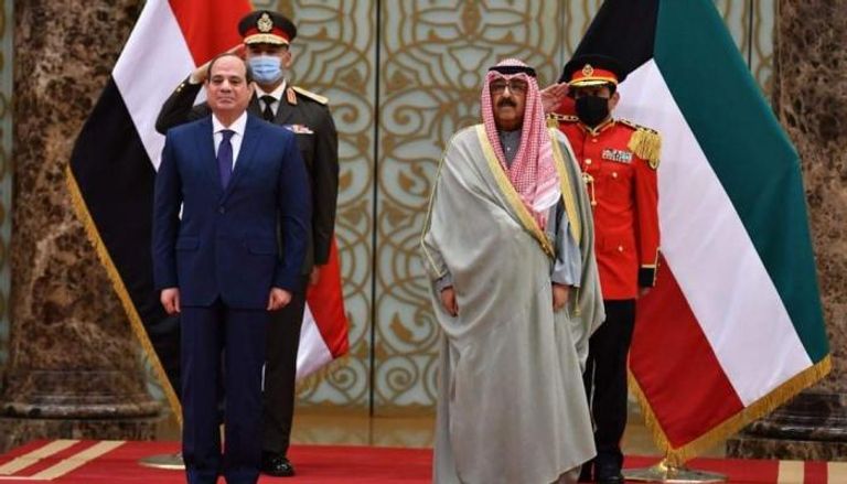 الرئيس المصري عبدالفتاح السيسي خلال وصوله الكويت