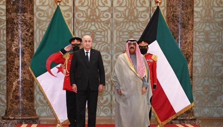 مراسم استقبال ولي العهد الكويتي للرئيس الجزائري