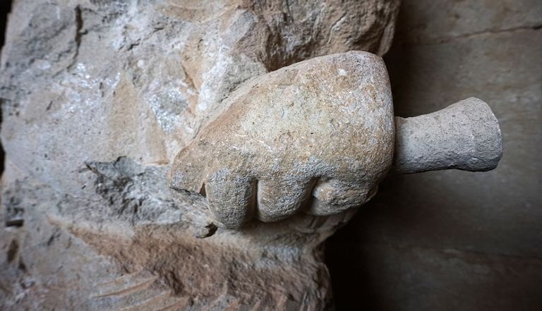 تمثال في مدينة الحضر العراقية القديمة