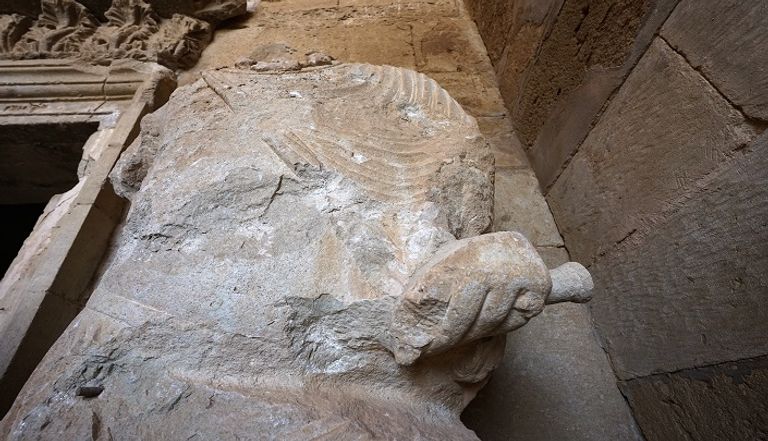 تمثال في مدينة الحضر العراقية القديمة