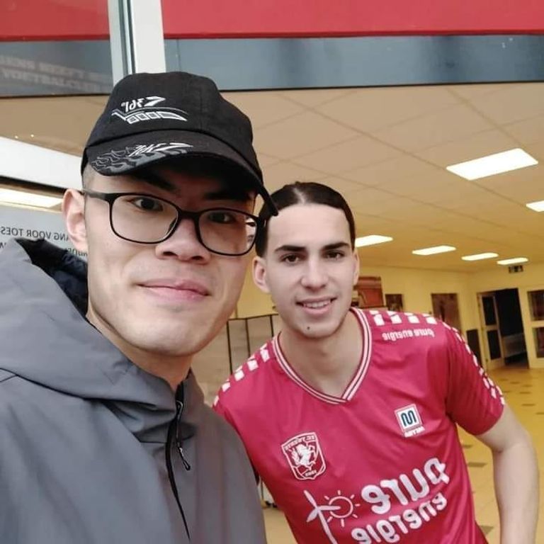 رامز زروقي منتخب الجزائر