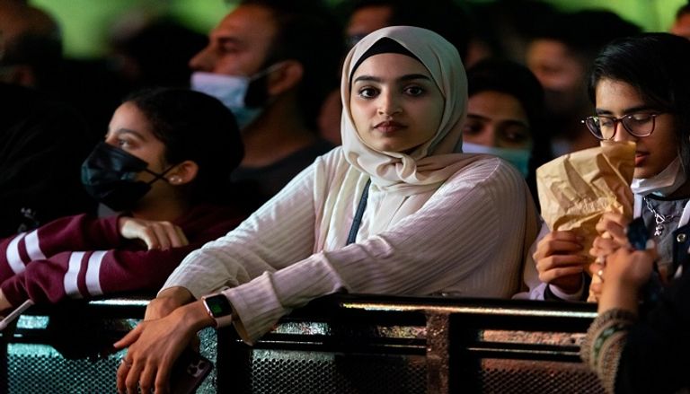 النجم الباكستاني الكبير شفقت أمانات