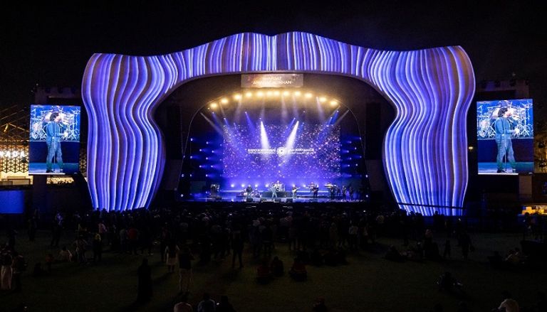 النجم الباكستاني الكبير شفقت أمانات