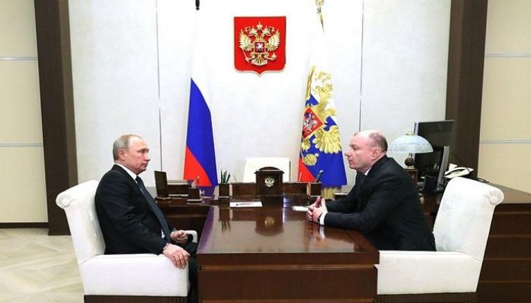 الرئيس الروسي مع فلاديمير بوتانين أغنى شخص في روسيا