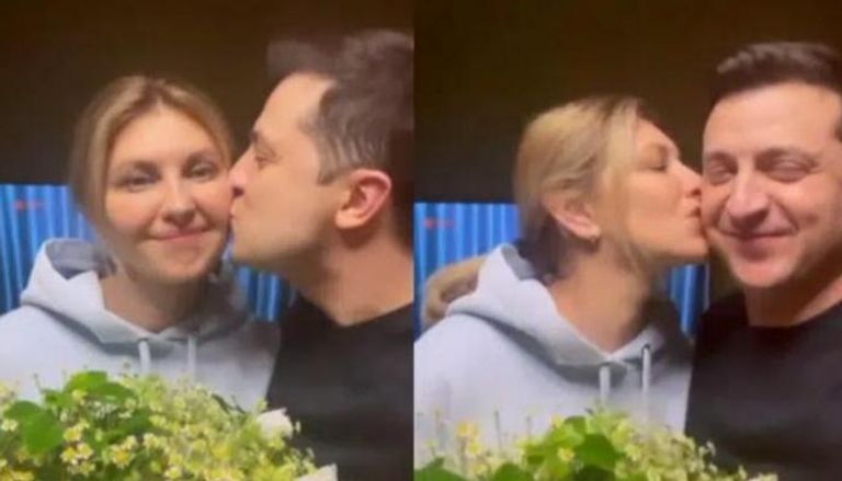 رئيس أوكرانيا يتبادل القبلات مع زوجته