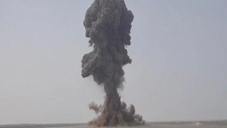 وحدات بحرية للجيش اليمني قبالة سواحل حجة