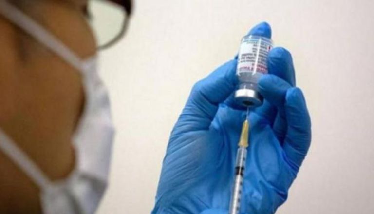 التطعيم ضد كورونا في الإمارات- أرشيفية