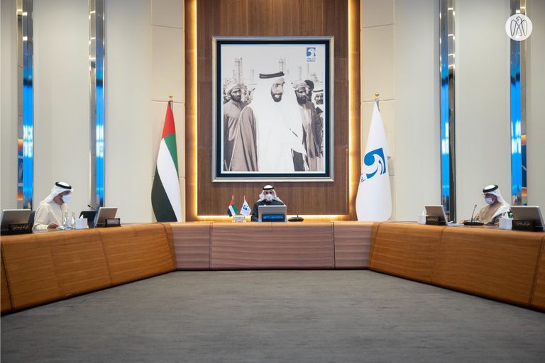 خالد بن محمد بن زايد يترأس اجتماع اللجنة التنفيذية لأدنوك