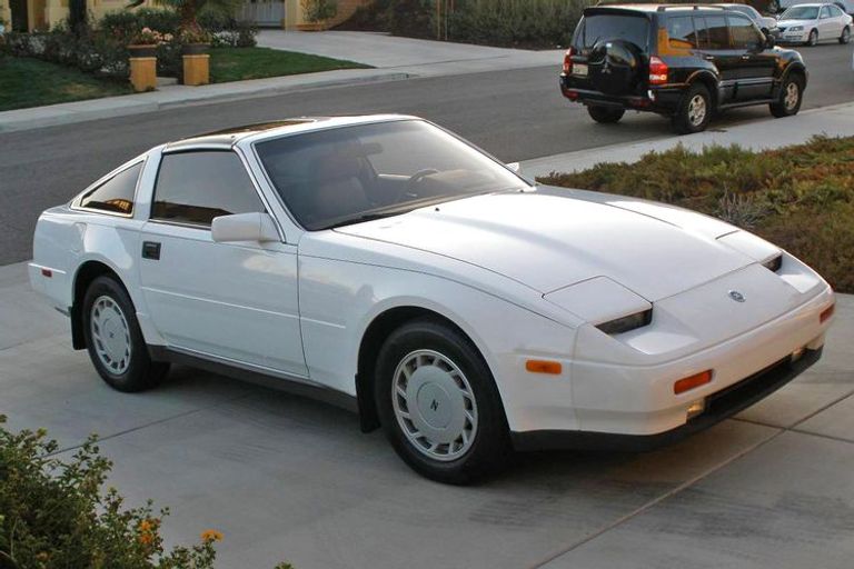 Nissan 300ZX (Z31)  Nissan 350Z