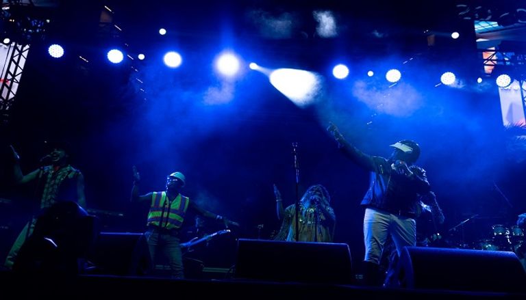 حفل فرقة "فيلدج بيبول"  في إكسبو 2020 دبي