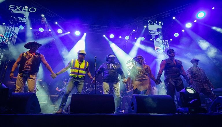 حفل فرقة "فيلدج بيبول"  في إكسبو 2020 دبي