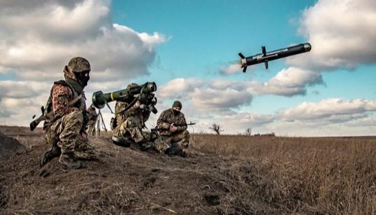 قوات أوكرانية متمركزة على الحدود مع روسيا - أرشيفية