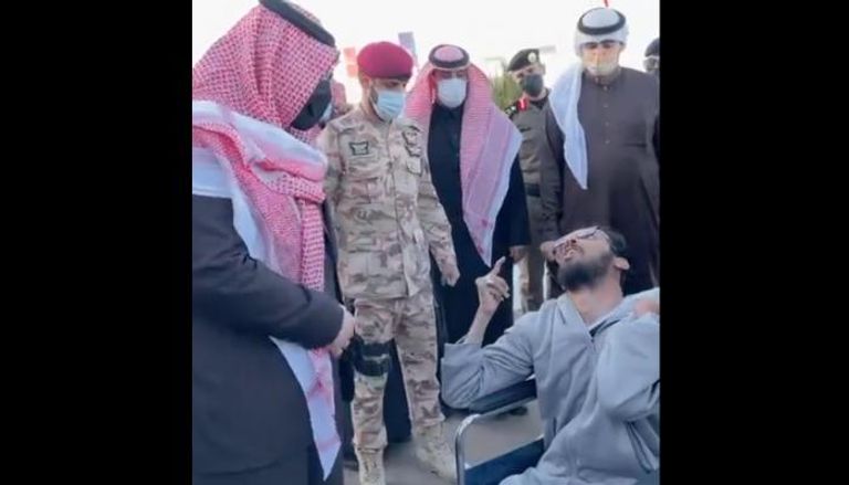 أمير الحدود الشمالية والشاب القعيد