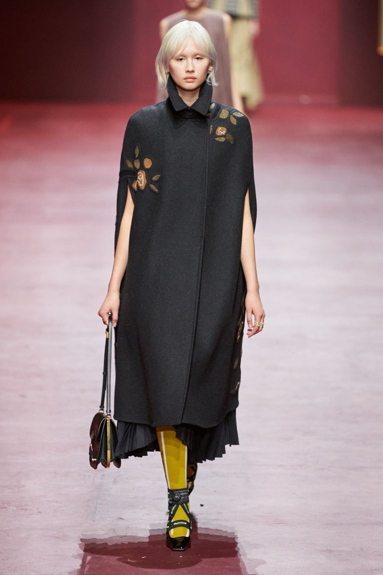 عرض ديور لمجموعة خريف وشتاء 2022 - 2023