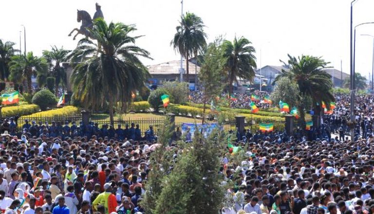 جانب من الحشود الإثيوبية في ذكرى معركة 