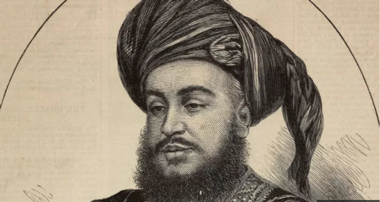 السلطان برغش بن سعيد والد السلطان خالد منزل تم قصفه - صورة تعبيرية