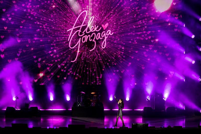 جانب من الأمسية الغنائية الفلبينية