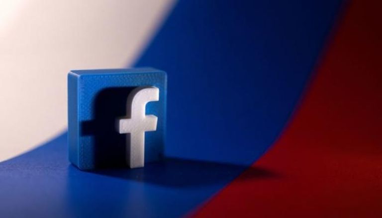 ساحة الحرب تنتقل إلى مواقع التواصل الاجتماعي.. روسيا تحجب "فيسبوك"