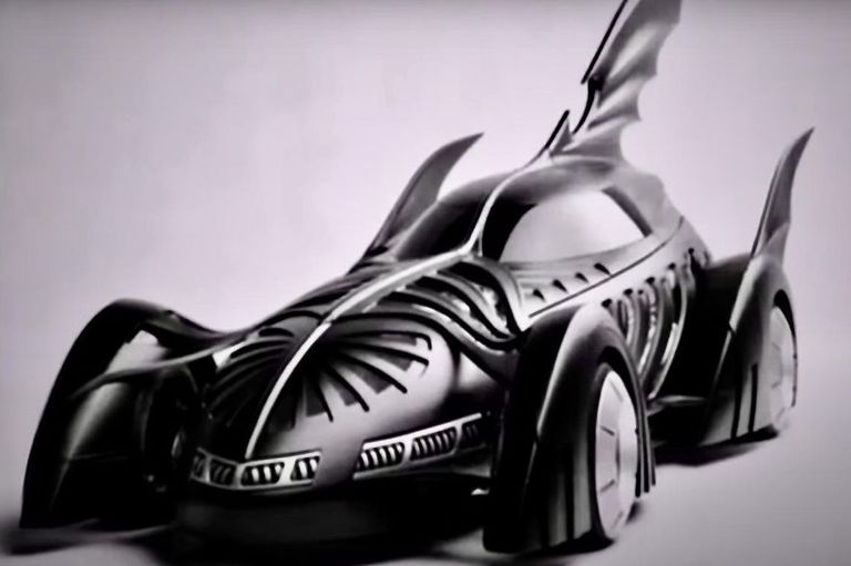 سيارة الوطواط في أحدث أفلامه من بطولة 