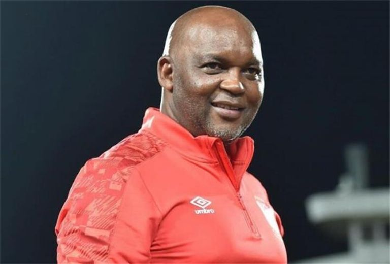 بيتسو موسيماني مدرب الأهلي المصري 