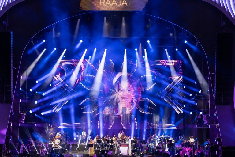 جانب من حفل النجم الهندي إلاياراجا