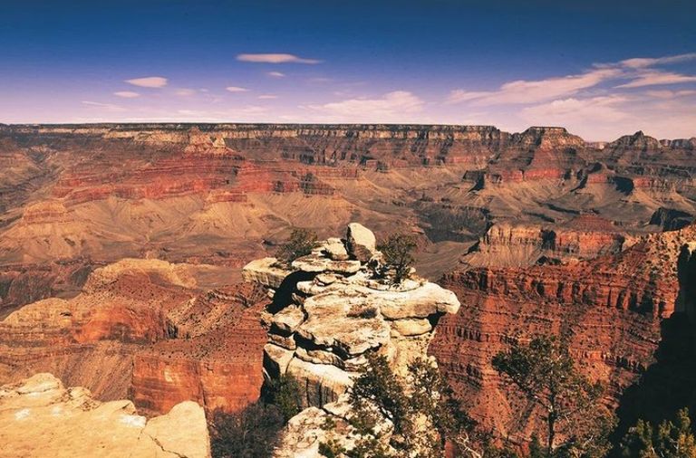Grand Canyon National Park  حديقة Yellowstone National Park