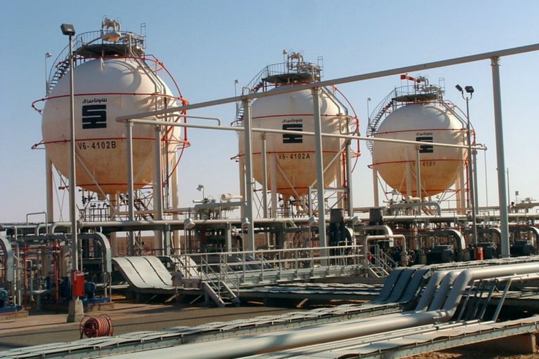 حقل نفطي جنوبي الجزائر - أرشيفية حقل غازي جنوبي الجزائر - أرشيفية