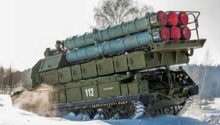 مدرعة روسية تحمل صواريخ