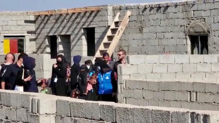 أنجلينا جولي في اليمن